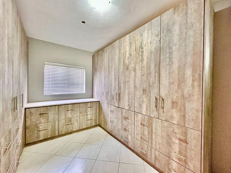 7 Bedroom Property for Sale in Melodie North West